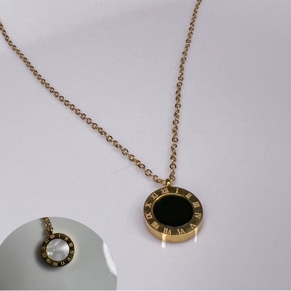 Accessories | Chain Cdr Back And White | Poshmark